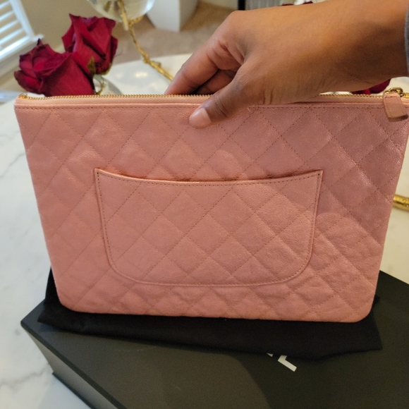 Chanel Ocase clutch - Picture 2 of 2